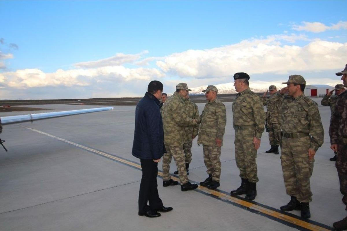 Kara Kuvvetleri Komutanı &Ccedil;olak, Ağrı&rsquo;da