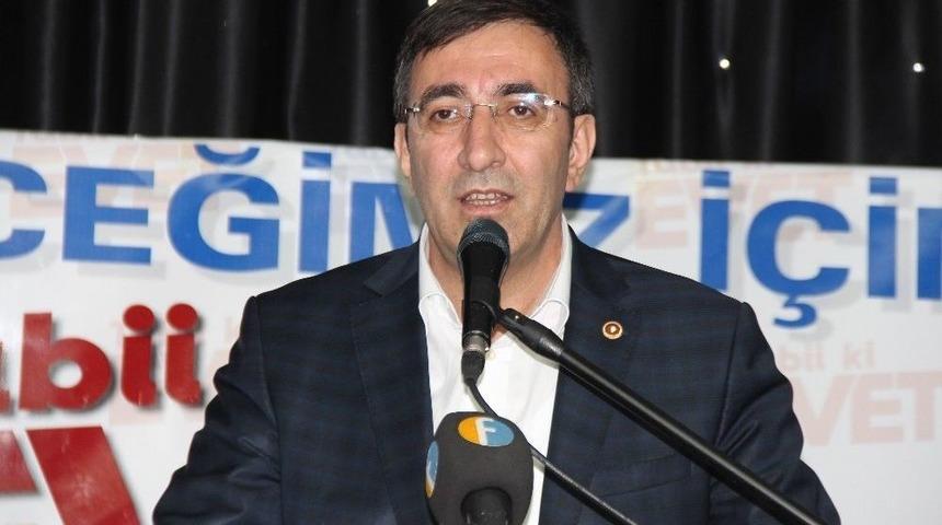 Ak Parti Genel Başkan Yardımcısı Cevdet Yılmaz: