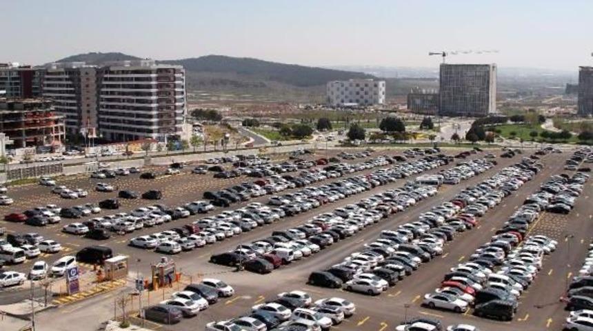 Sabiha G&ouml;k&ccedil;en Havalimanı'na Bin 600 Ara&ccedil;lık Ekopark