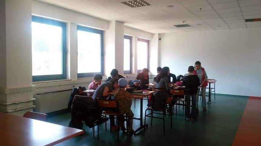 G&ouml;n&uuml;ll&uuml; &Uuml;niversitelilerden &rsquo;iyi &Ouml;rneklerle Geleceğe&rsquo; Projesine Destek