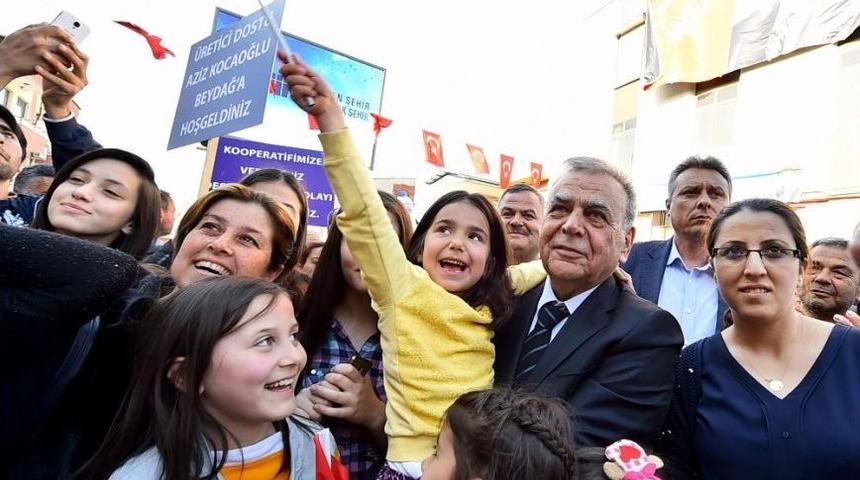 Gen&ccedil;ler Otostop &Ccedil;ekti, Başkan Durdu