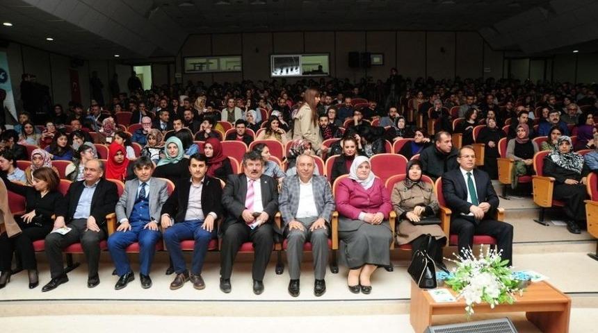 Yy&uuml;&rsquo;de &Ouml;ğrenciler Yararına Gece D&uuml;zenlendi