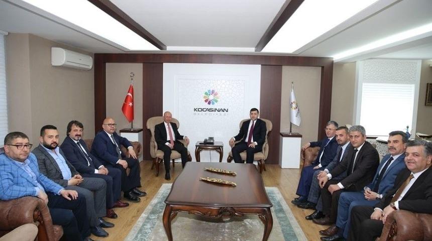 Başkan &Ccedil;olakbayrakdar, Mhp Y&ouml;netimini Ağırladı