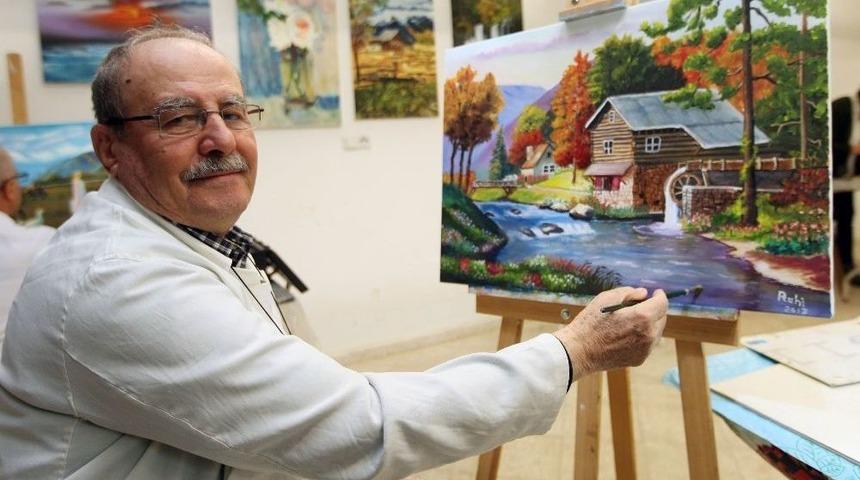 76 Yaşındaki Ruhi Amca&rsquo;nın Resim Aşkı