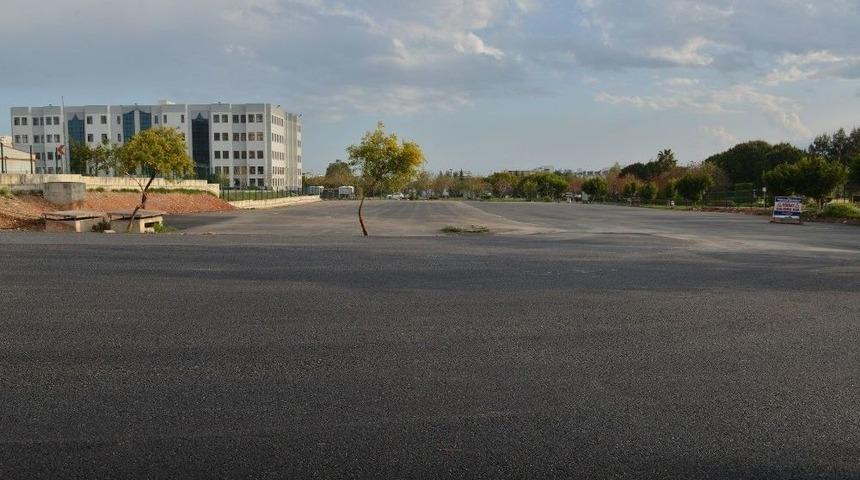 Konyaaltı Belediyesi&rsquo;nden A&uuml;&rsquo;ye Sıcak Asfalt