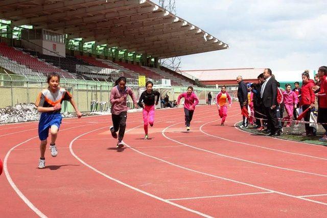 Ağrı’da Atletizm Müsabakaları Sona Erdi.