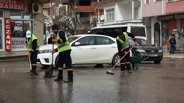 Akçakoca Yıkanıyor