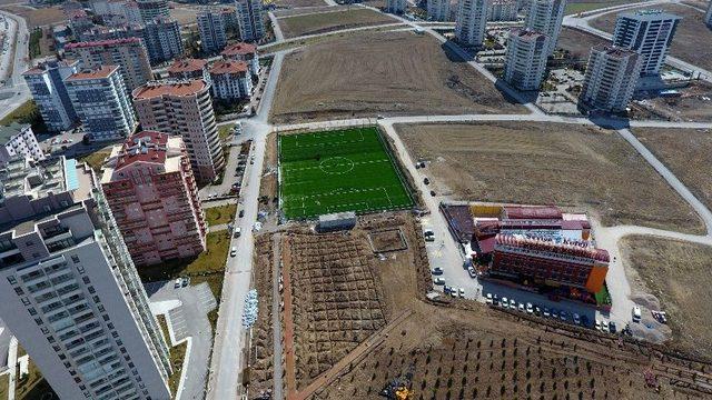 Şenol Güneş’in İsmi Spor Temalı Parka Verildi