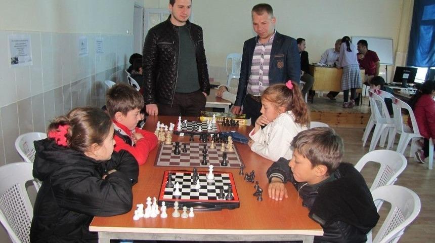 Hisarcık&rsquo;ta Satran&ccedil; Turnuvası