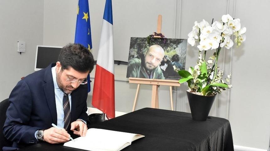 Başkan Hazinedar&rsquo;dan Fransa Başkonsolosluğu&rsquo;na Taziye Ziyareti