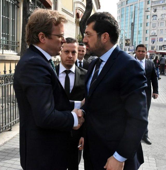 Başkan Hazinedar&rsquo;dan Fransa Başkonsolosluğu&rsquo;na Taziye Ziyareti 1