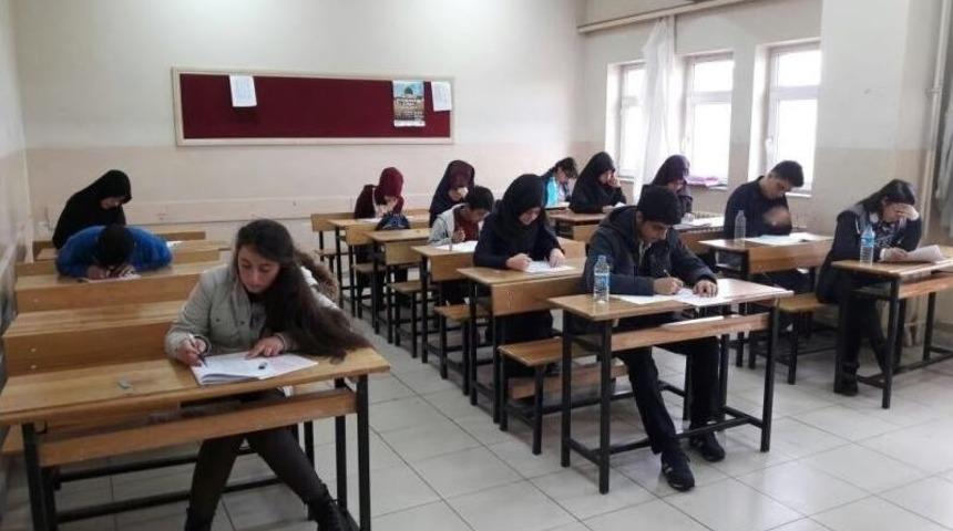 Bing&ouml;l&rsquo;de Kitap Okuma Yarışması Sonu&ccedil;landı