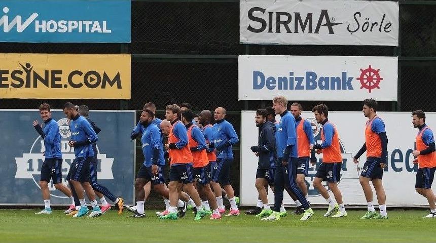 Fenerbah&ccedil;e&rsquo;de Derbi Hazırlıkları S&uuml;r&uuml;yor