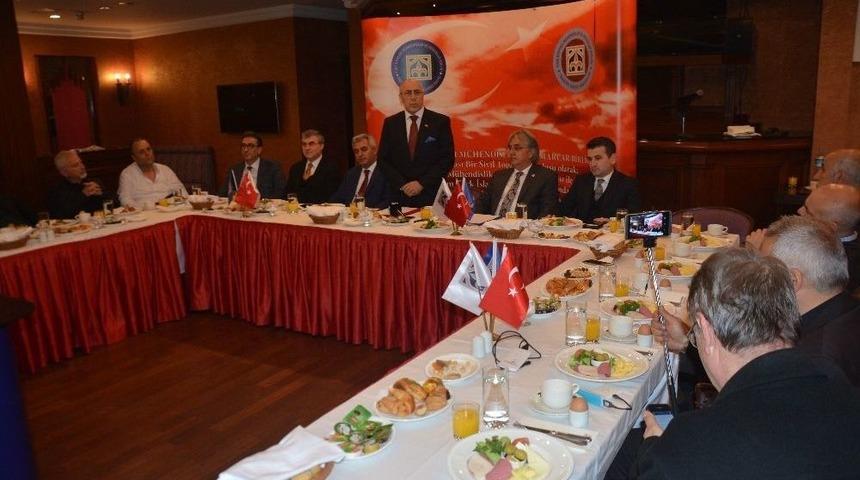 T&uuml;rk D&uuml;nyası M&uuml;hendisler Ve Mimarlar Birliği Kurucu Başkanı Ve Genel Sekreteri İlyas Demirci: