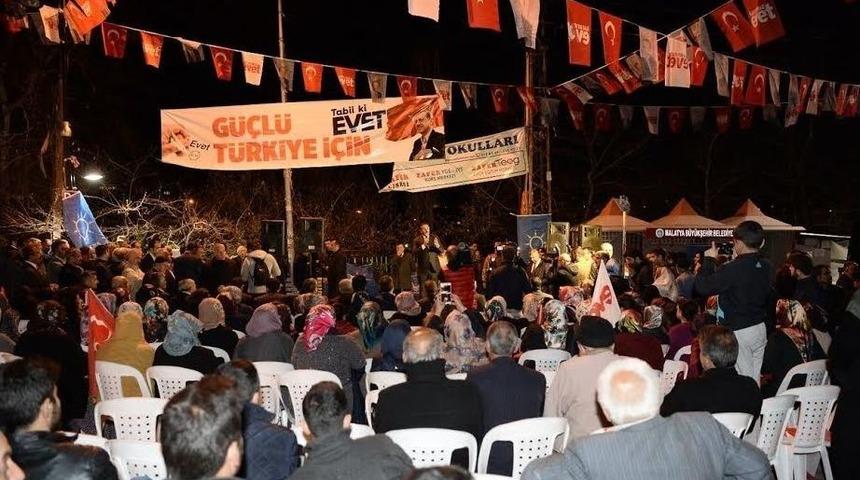 Gümrük Ve Ticaret Bakanı Bülent Tüfenkci, Konaklılarla Bir Araya Geldi