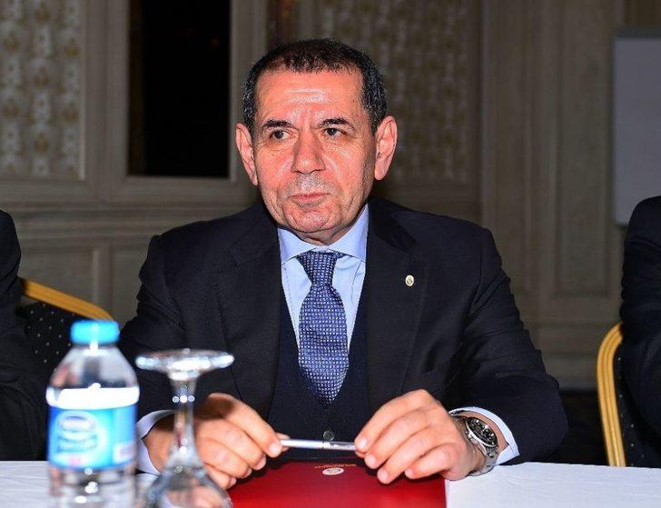 Galatasaray Divanı Basına Kapatıldı G1