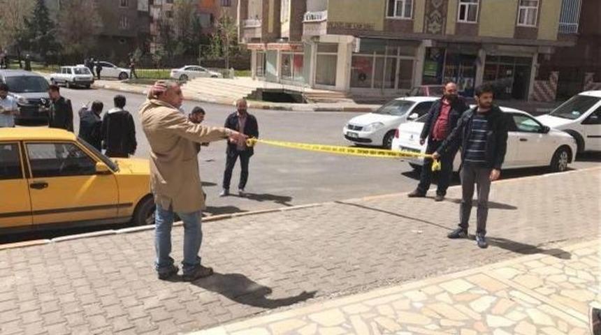 Diyarbakır'da 18 Yaşındaki Gence Silahlı Saldırı
