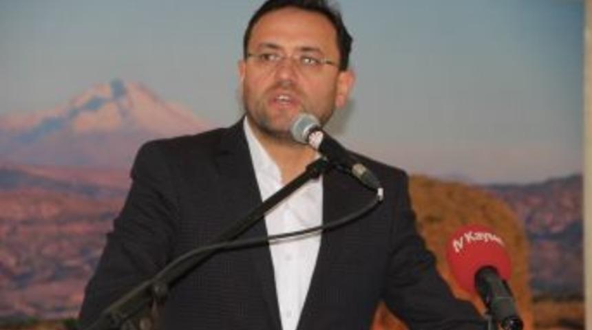 Milletvekili Gizligider G&uuml;lşehir &Ccedil;ift&ccedil;isine M&uuml;jde Verdi