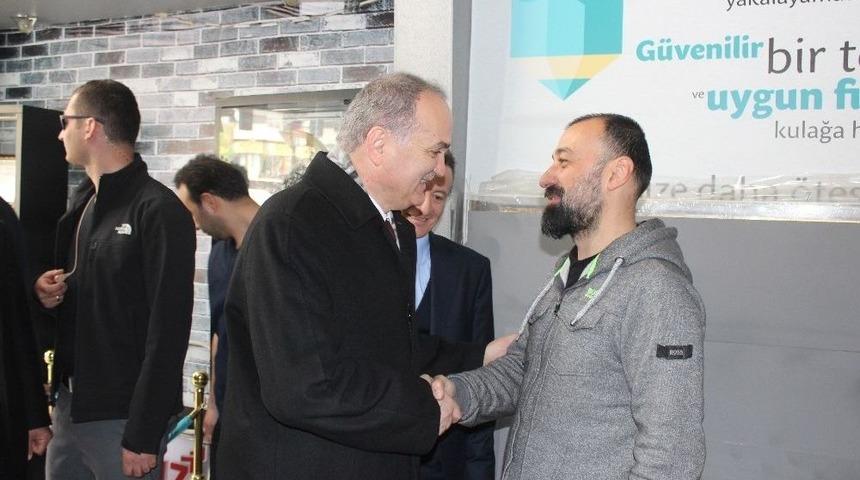 Bilim Sanayi Ve Teknoloji Bakanı &Ouml;zl&uuml; D&uuml;zce&rsquo;de Esnafı Gezdi