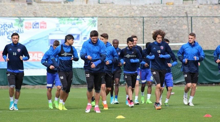 Karab&uuml;kspor&rsquo;da Kasımpaşa Hazırlıkları Başladı