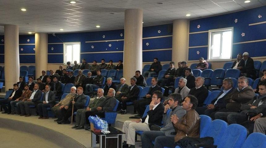 Sincik İl&ccedil;esinde Tam Bağımsız Bir T&uuml;rkiye İ&ccedil;in &rsquo;evet&rsquo; Konferansı