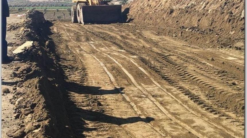 İl &Ouml;zel İdaresinin K&ouml;ylerdeki &Ccedil;alışmaları S&uuml;r&uuml;yor