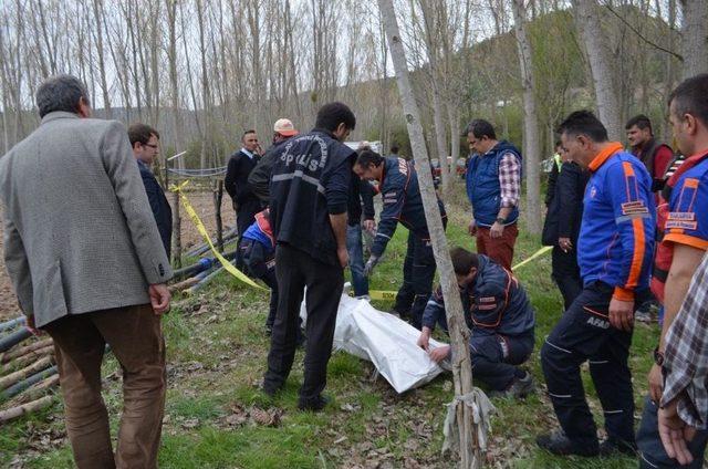 Bebeğini Suya Atıp &Ouml;ld&uuml;rd&uuml;ğ&uuml; G&ouml;lette Cesedi Bulundu 1