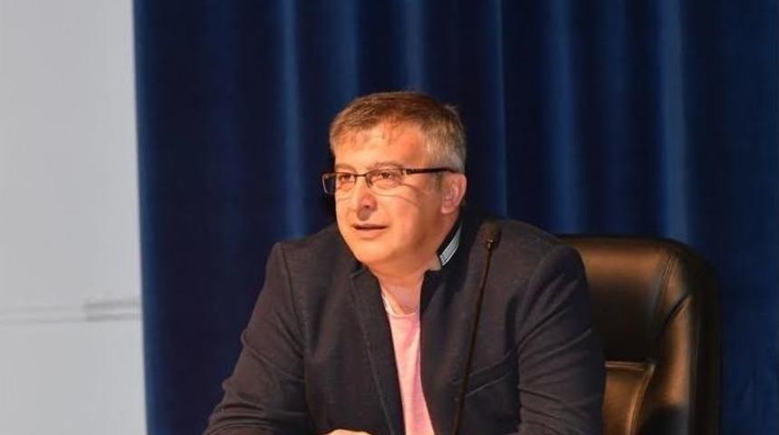 Tiyatro Oyuncusu H&uuml;seyin Avni Danyal, Ok&uuml;&rsquo;de &Ouml;ğrencilerle Bir Araya Geldi