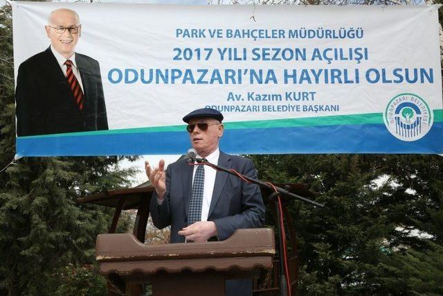 Sezon A&ccedil;ılışında Başkan Kurt&rsquo;tan İş&ccedil;iye M&uuml;jde 2