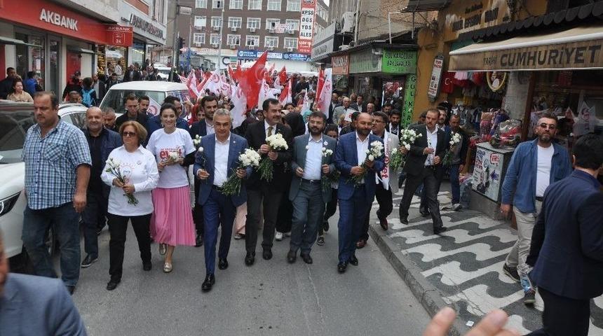 Ak Parti&rsquo;den S&ouml;ke&rsquo;de &lsquo;t&uuml;rkiye İ&ccedil;in Evet&rsquo; Y&uuml;r&uuml;y&uuml;ş&uuml;