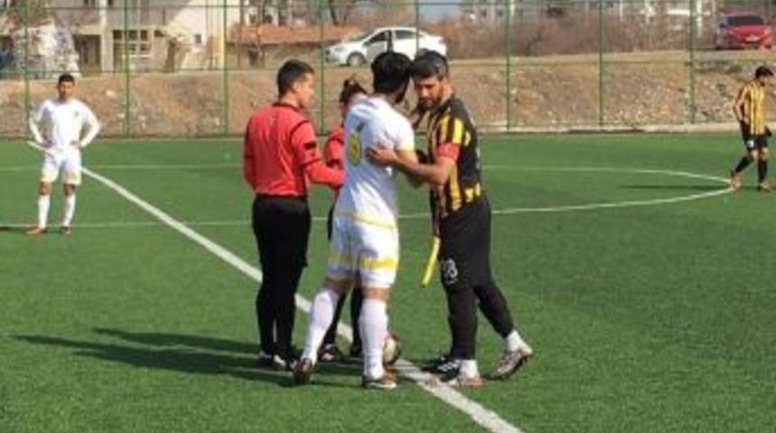 Amat&ouml;r K&uuml;mede Baraj Ma&ccedil;ı 23 Nisan&rsquo;da Oynanacak