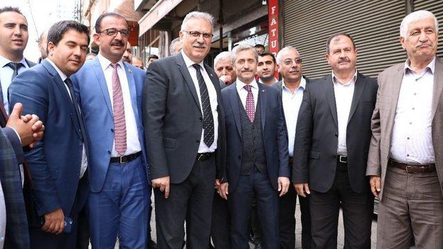 Milletvekili Yüksel, 2 Saatte 5 Kilometre Yol Yürüdü 1