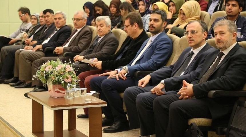 Haliliye Belediyesinden &ldquo;anadolu&rsquo;ya Vurulan M&uuml;h&uuml;r İstiklal Marşı&rdquo; Sempozyumu