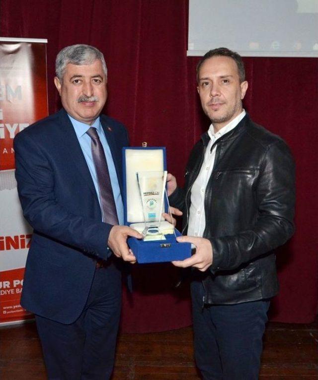 Malatya’da “yeni Sistem Yeni Türkiye” Konferansı