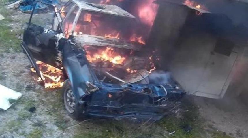 Hurda Otomobil Yangınında 4 G&uuml;vercin Telef Oldu