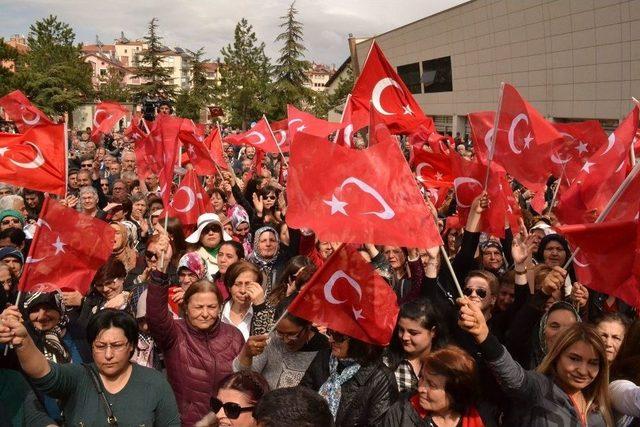 Meral Akşener: 