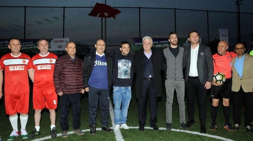 Harun Tekin&rsquo;den G&uuml;ld&uuml;ren Başlama Vuruşu