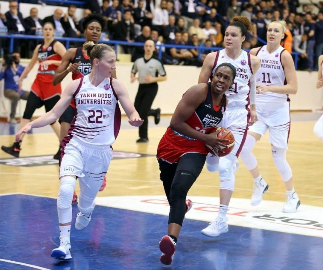 Şampiyon Yakın Doğu &Uuml;niversitesi