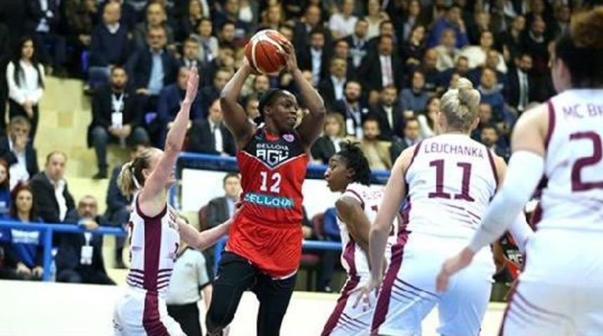 Yakın Doğu &Uuml;niversitesi, Fıba Kadınlar Avrupa Kupası'nın Sahibi Oldu