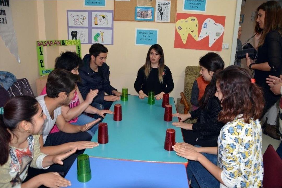 (&ouml;zel) Anlaşmak İ&ccedil;in Engel Tanımadılar