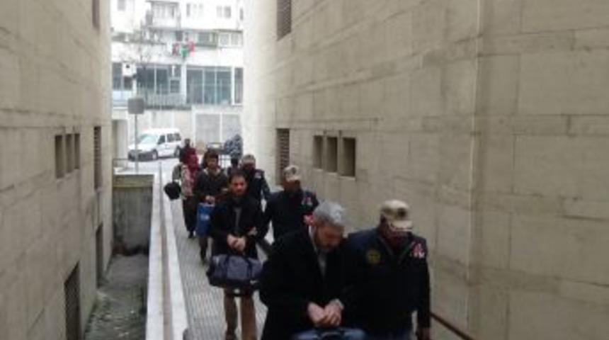 Bursa&rsquo;da Fet&ouml; Operasyonu: 6 G&ouml;zaltı