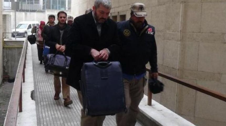 Bursa'da 6 Fet&ouml; Ş&uuml;phelisi Adliyede