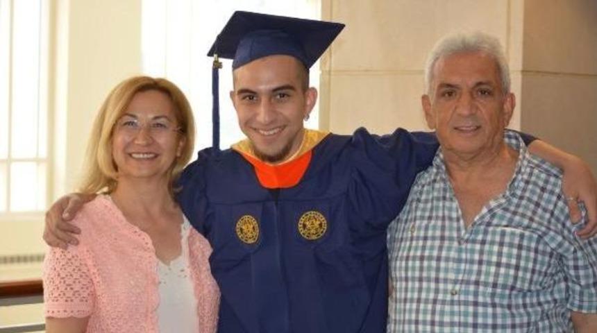 Başkentli Işıkcan, Silikon Vadisi'nde Işık Sa&ccedil;ıyor