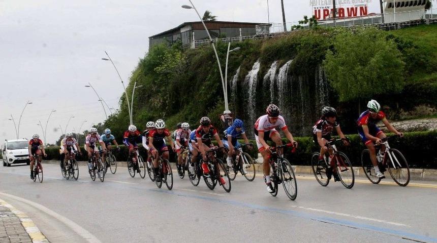 T&uuml;rkiye Şampiyonası 3. Etap Puanlı Yol Yarışı