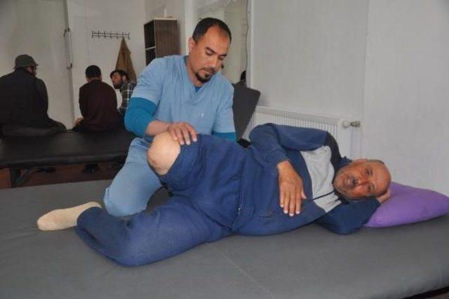 Savaş Mağduru Suriyeliler e Fizik Tedavi 2