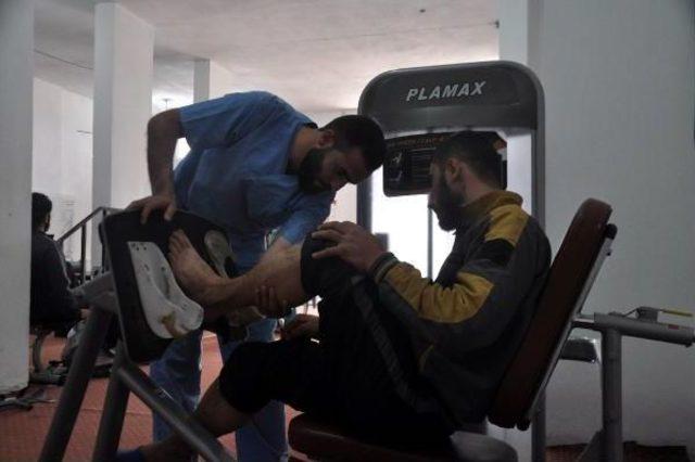 Savaş Mağduru Suriyeliler e Fizik Tedavi 3