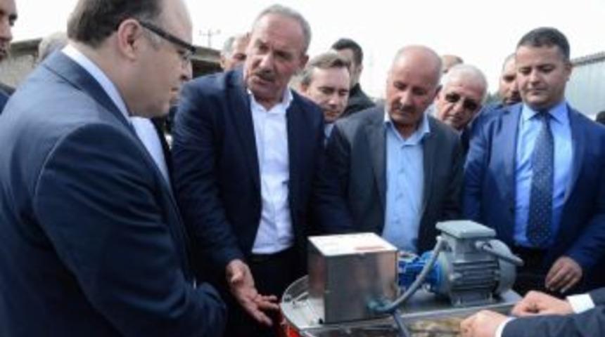 Siirtli Arıcılara Kovan Desteği