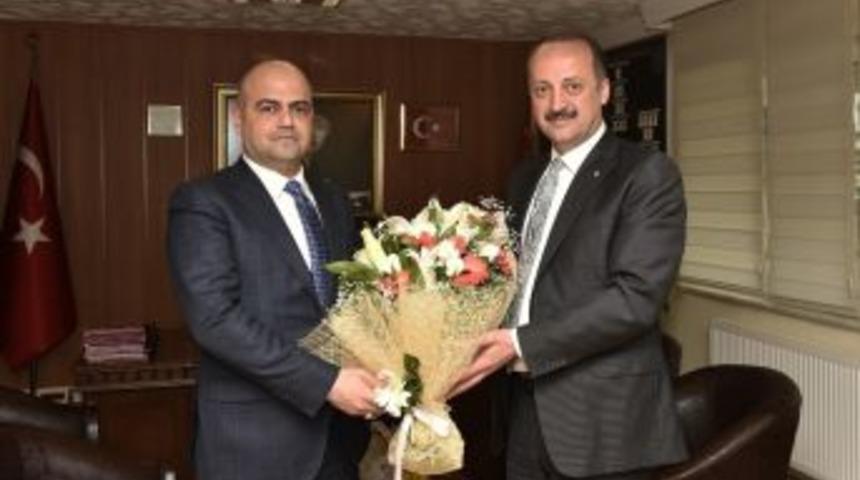 Mamak Belediye Başkanı Akg&uuml;l&rsquo;den, Polis Haftası Ziyareti