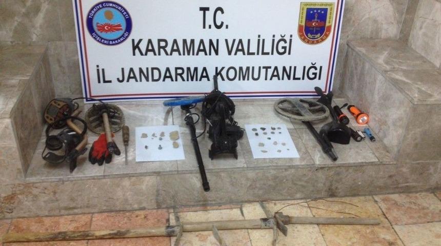 Karaman&rsquo;da Jandarmadan Ka&ccedil;ak Kazıya Su&ccedil;&uuml;st&uuml;