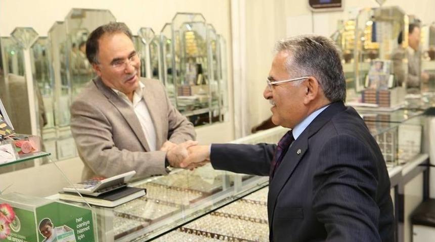 Başkan B&uuml;y&uuml;kkılı&ccedil; Camikebir Mahallesi Esnafını Ziyaret Etti